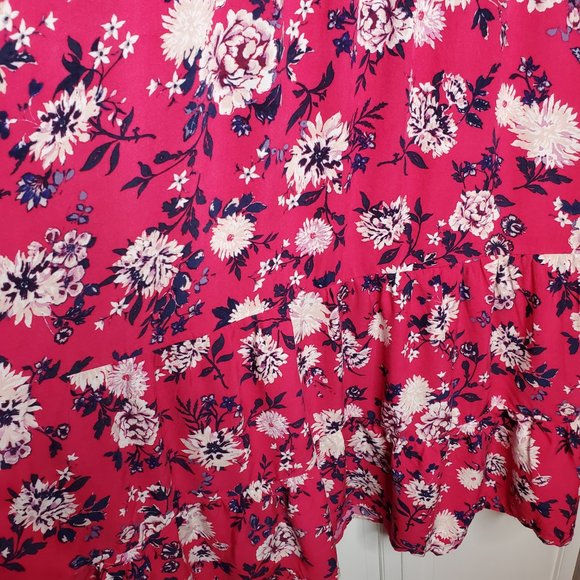 Beautiful! Torrid floral dress🌸. Size 2x - Picture 5 of 12